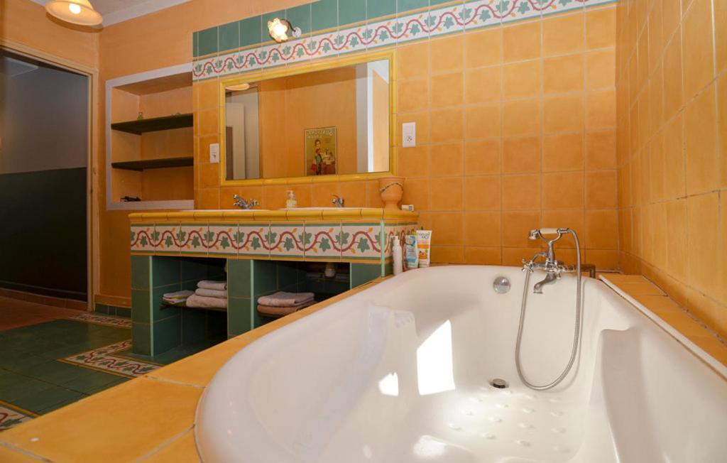 Mas Des Magnarelles / Uzes / Cevennes Villa Mejannes-les-Ales Bagian luar foto