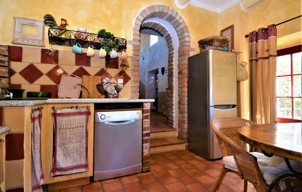Mas Des Magnarelles / Uzes / Cevennes Villa Mejannes-les-Ales Bagian luar foto