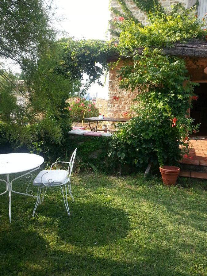Mas Des Magnarelles / Uzes / Cevennes Villa Mejannes-les-Ales Bagian luar foto